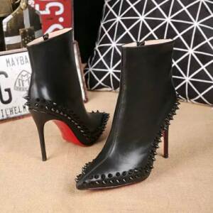 Bota Christian Louboutin 10cm.