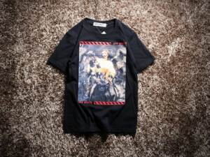 Camiseta com estampa Off White