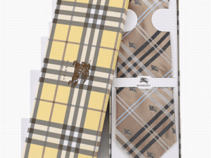 Gravata Burberry