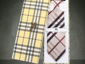Gravata Burberry
