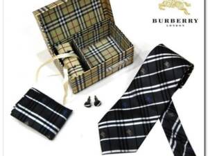 Gravata+Lenço+Abotoaduras Burberry
