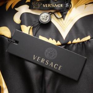 Jaqueta com capuz Versace