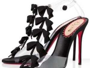 Sandália Christian Louboutin 10cm. coleção 2019