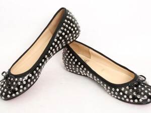 Sapatilha Big Kiss Studded  Christian Louboutin