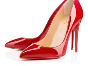 Sapato Christian Louboutin Pigalle Follies 10cm.