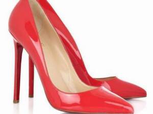 Sapato Christian Louboutin Pigalle Vermelho 12cm.