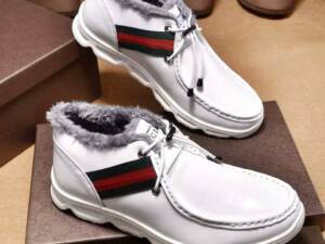 Sapatênis  masc. de couro Gucci