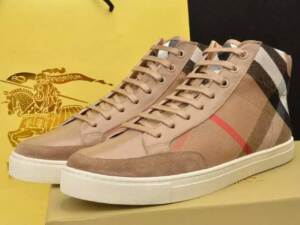 Tênis Cano Alto Burberry