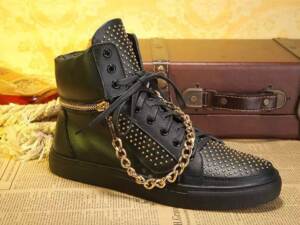 Tênis Preto Couro Versace