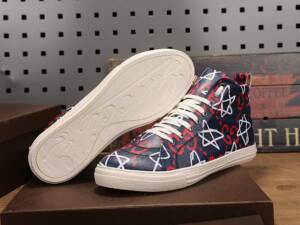 Tênis cano alto de couro Gucci