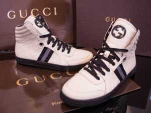 Tênis cano alto de couro Gucci