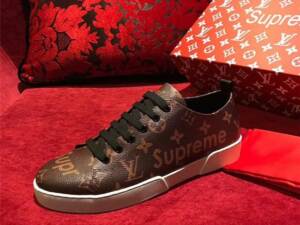 Tênis couro Louis Vuitton x Supreme
