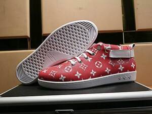 Tênis couro Louis Vuitton x Supreme