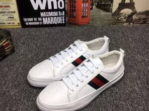 Tênis de Couro Gucci