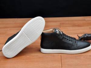 Tênis de Couro Louis Vuitton