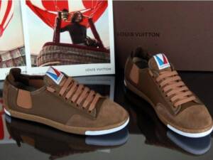 Tênis de Couro Louis Vuitton