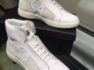 Tênis de Couro cano Alto Emporio Armani