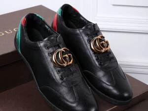 Tênis masc. de couro Gucci