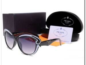 Óculos de Sol Fem. Prada